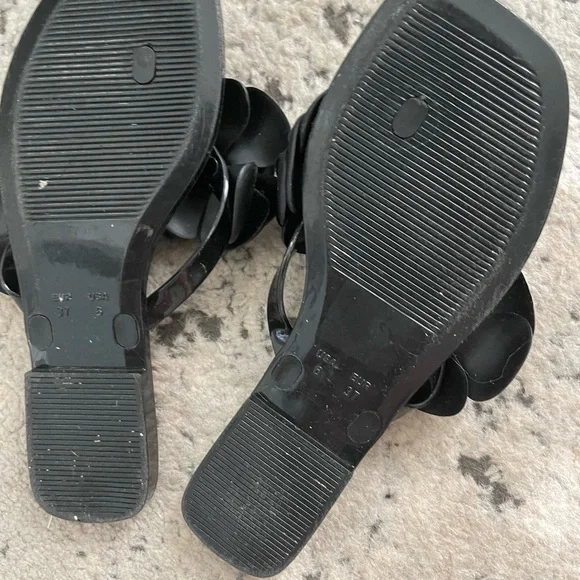 Jeffrey Campbell Black Floral Slide Sandals - Picture 2 of 2